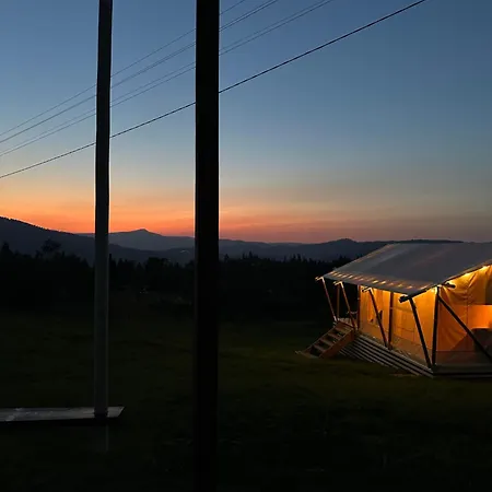 Hutsul Glamp панорамний вид джакузі Sunset Holiday home *