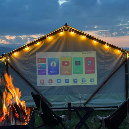 Hutsul Glamp панорамний вид джакузі Sunset Mykulychyn